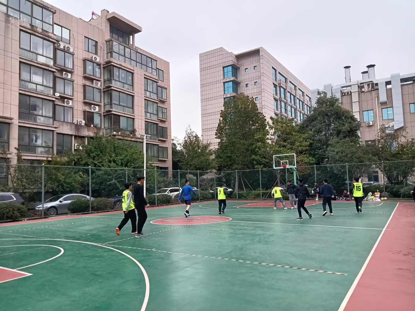 开云官网入口网页版下载首届员工足球联赛欢乐开赛